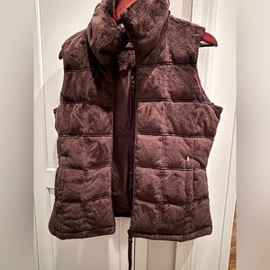 Athleta faux fur high collar vest